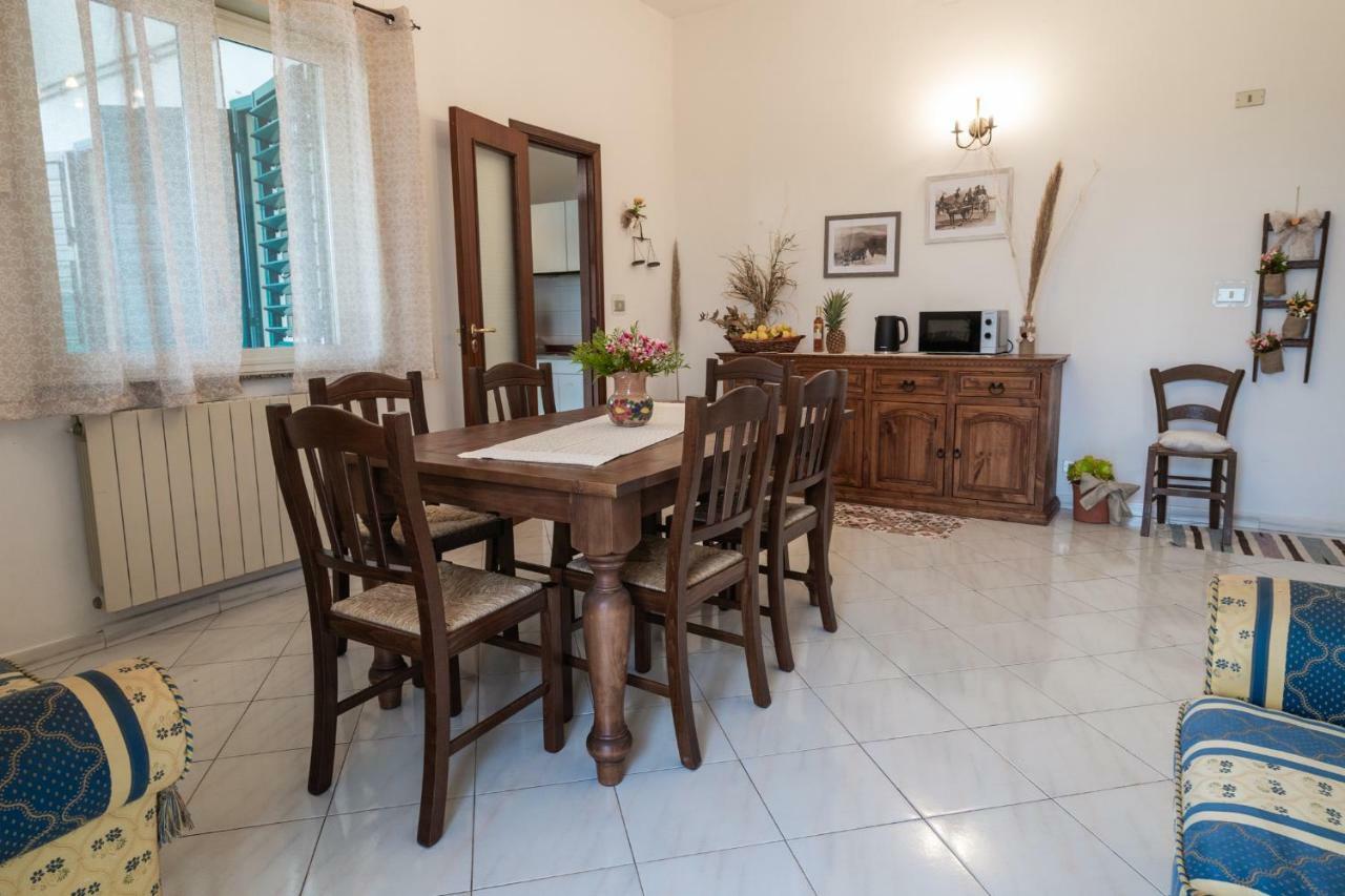 דירות ריפוסטו Casa Rosario מראה חיצוני תמונה